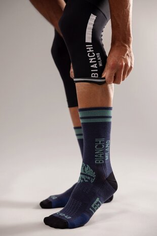 Bianchi kneewarmer2